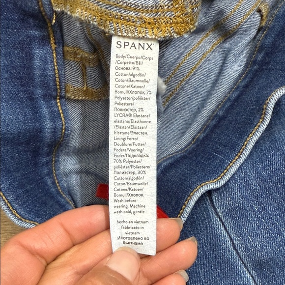 SPANX Size XS Flare & Wide Leg Jeans in Classic Blue high rise - Picture 9 of 10